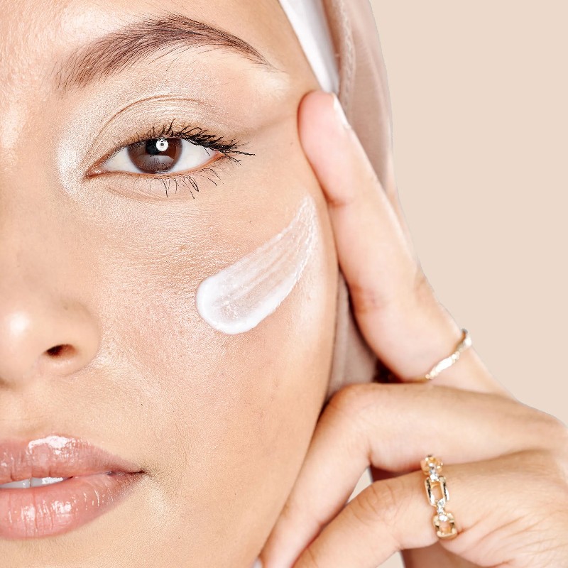 Điểm danh 5 “chiến thần” kem chống lão hóa cho da dầu