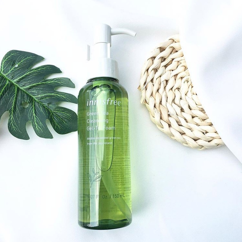 Sản phẩm tạo cảm giác thư thái, dễ chịu khi dùng nhờ mùi hương dịu nhẹ.