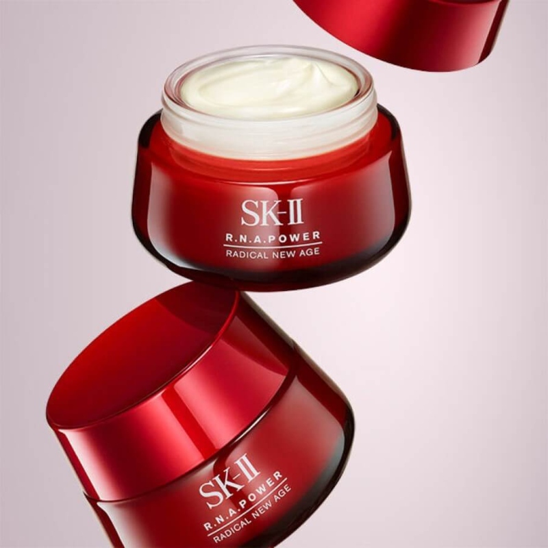 SK-II R.N.A Power Radical New Age được khuyên dùng cho mọi loại da.